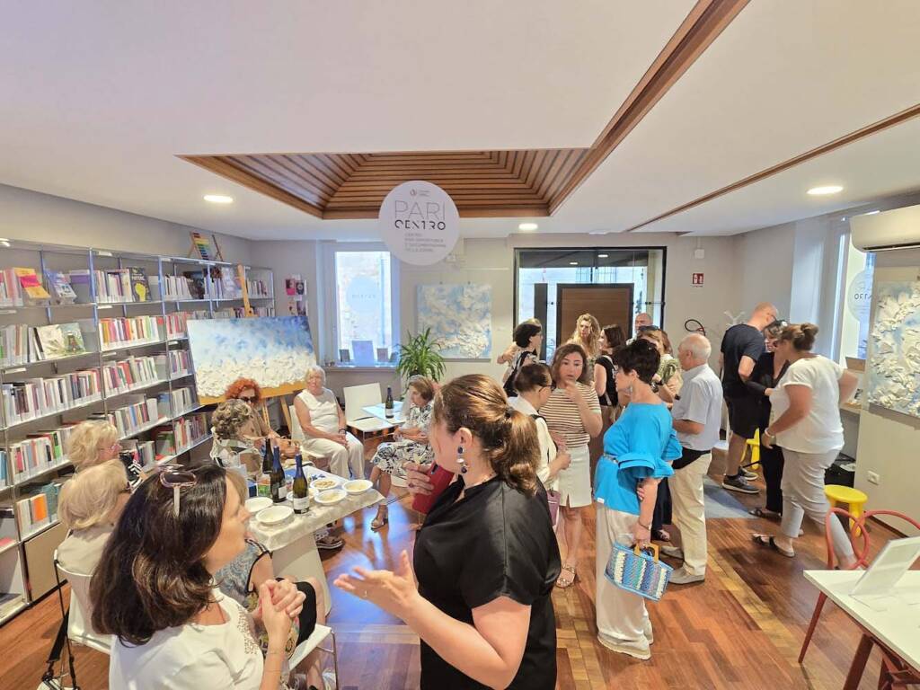 Mostra Centro Pari Opportunità